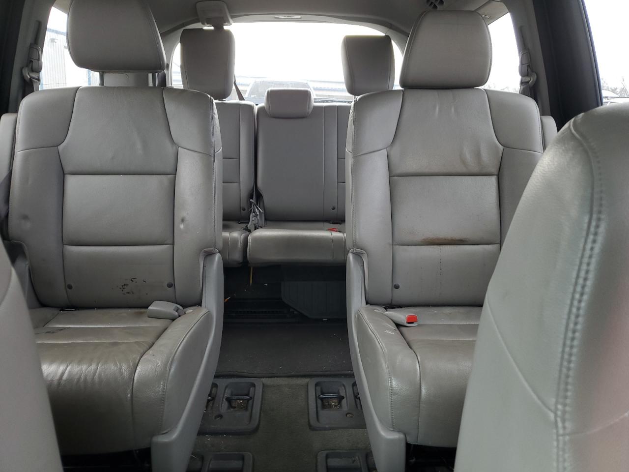 2016 Honda Odyssey - Image 10