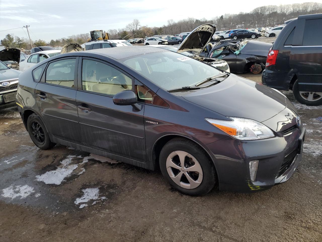 2013 Toyota Prius - Image 4