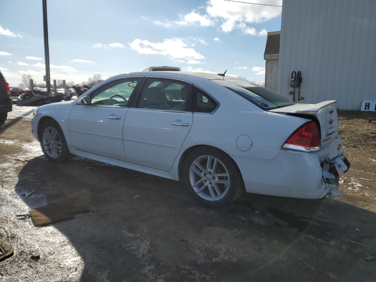 2015 Chevrolet Impala - Image 2