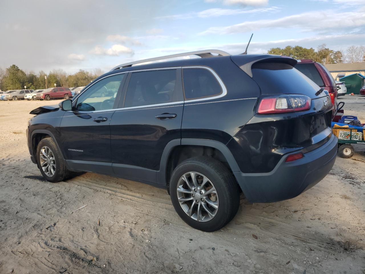 2019 Jeep Grand Cherokee - Image 2
