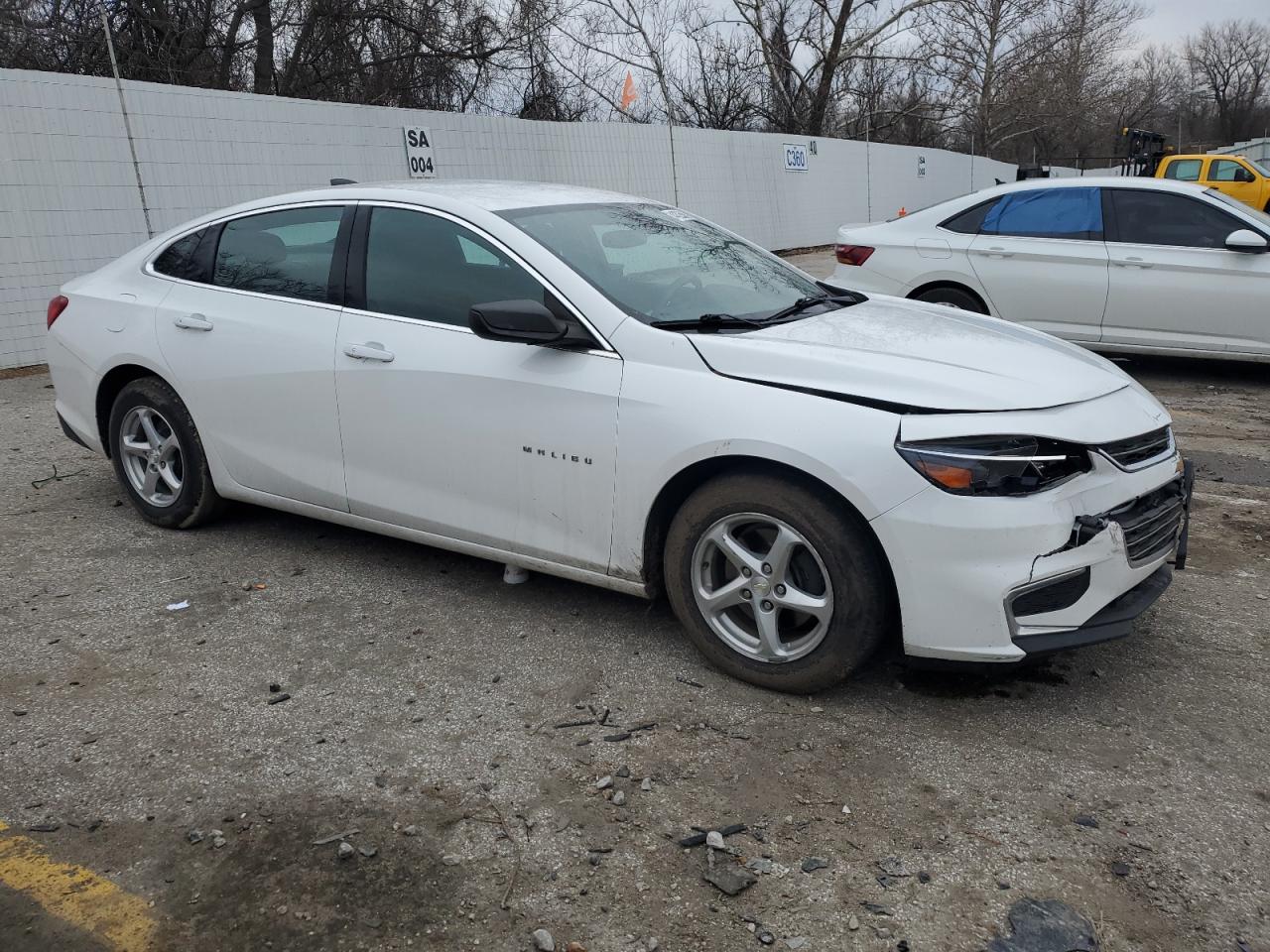 2017 Chevrolet Malibu - Image 4