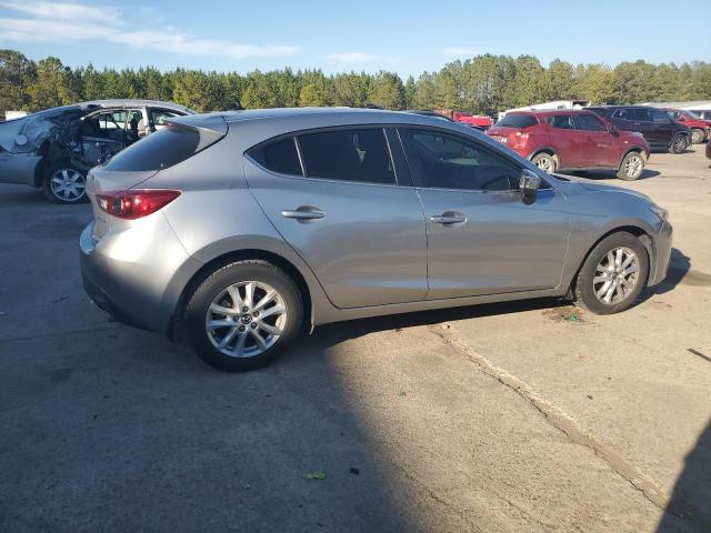 MAZDA 3 2015 Srebrny