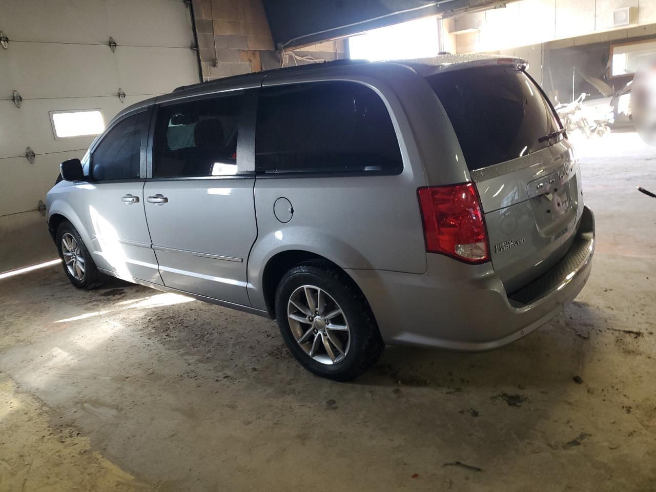 2014 Dodge Caravan - Image 2