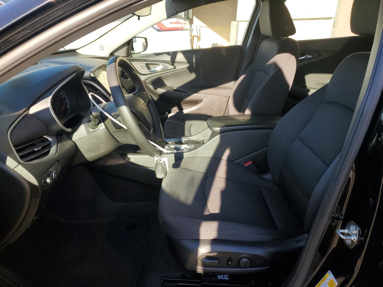 2023 Chevrolet Malibu - Image 7