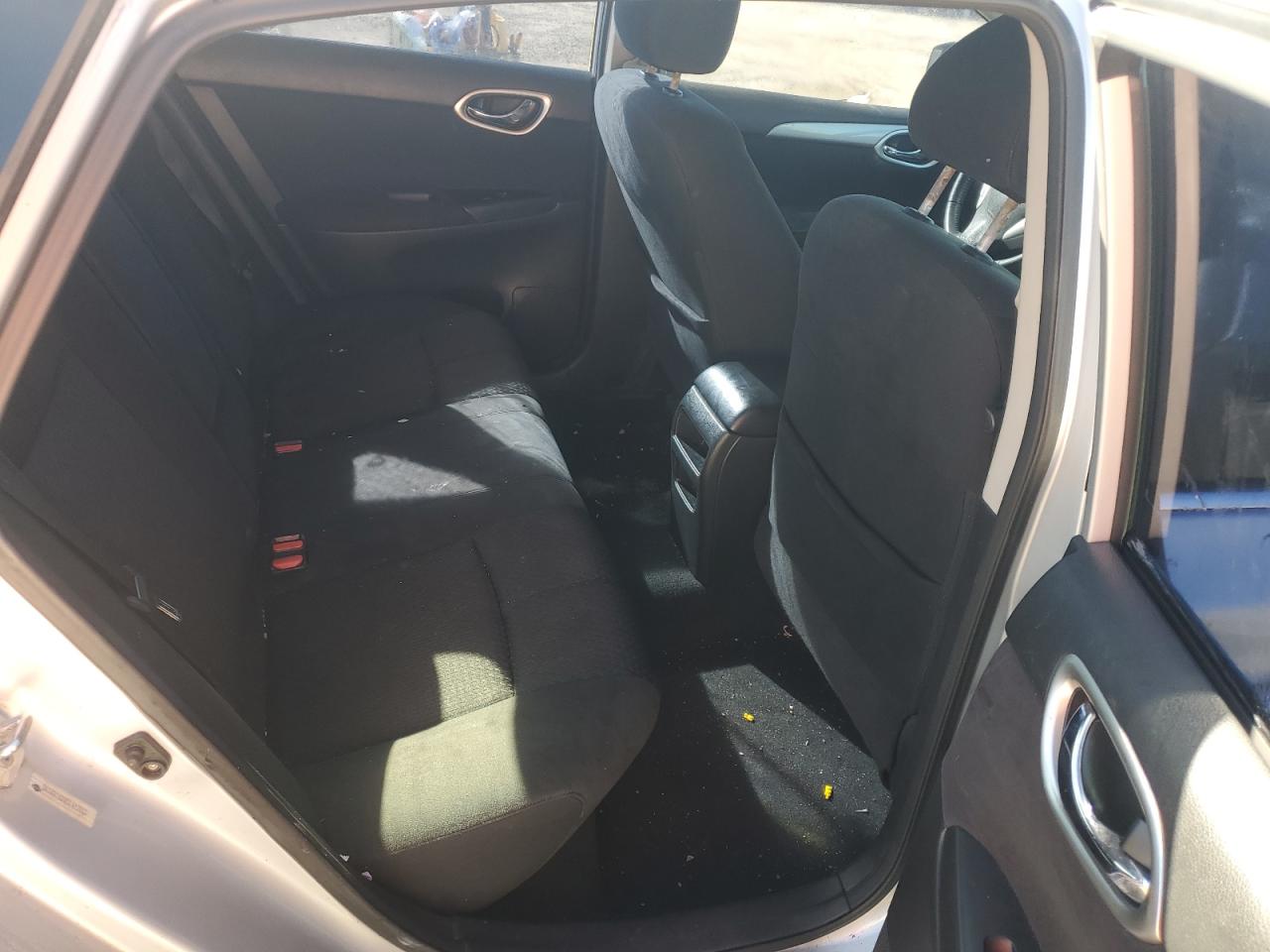 2013 Nissan Sentra - Image 10