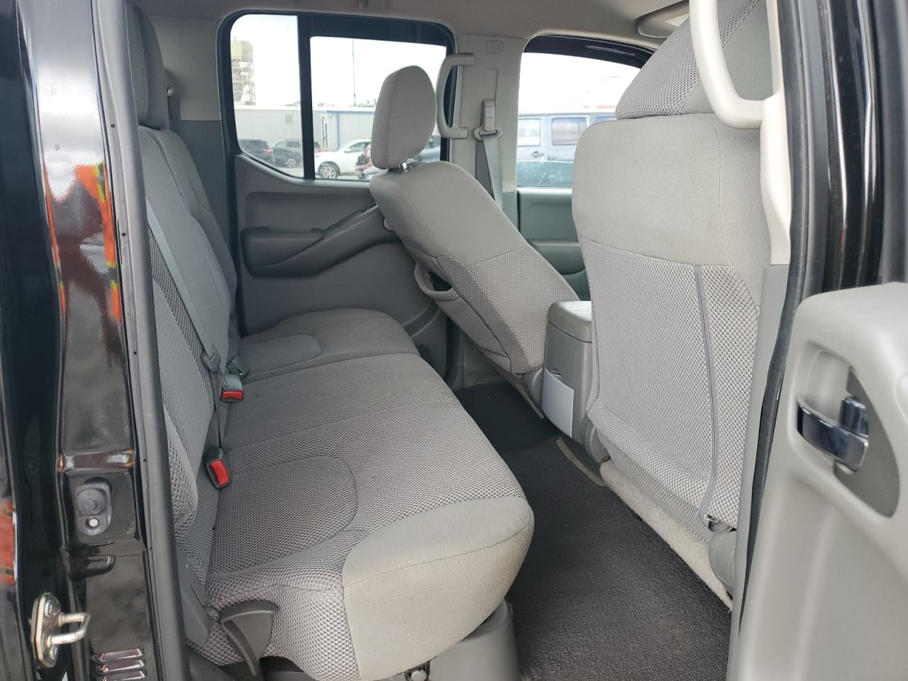 2017 Nissan Navara (Frontier) - Image 10