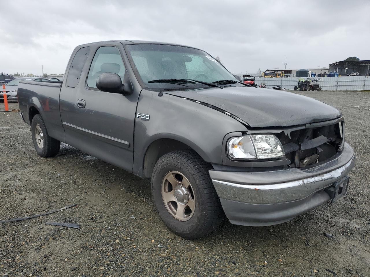 2003 Ford F-150 - Image 4