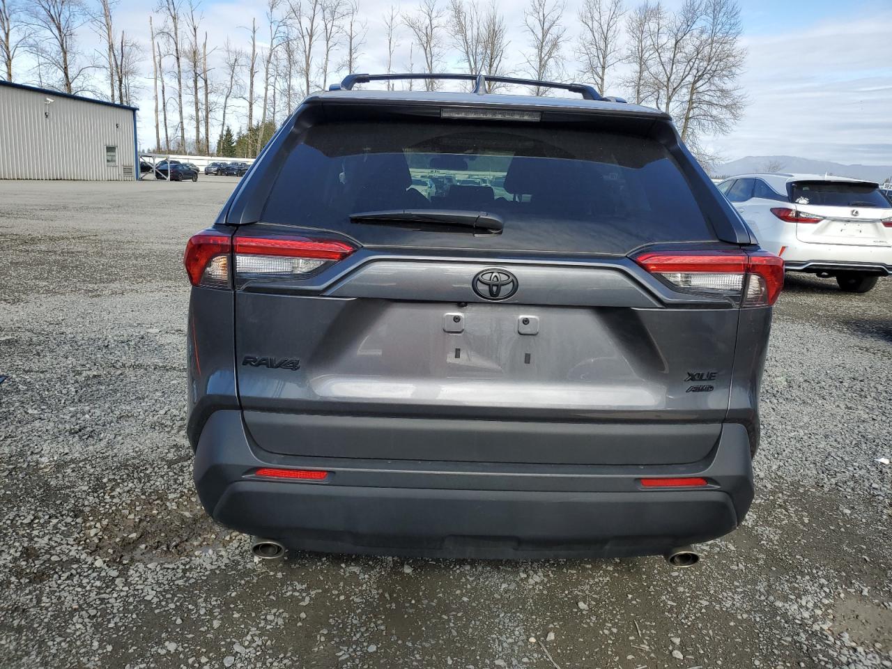 2023 Toyota RAV 4 - Image 6