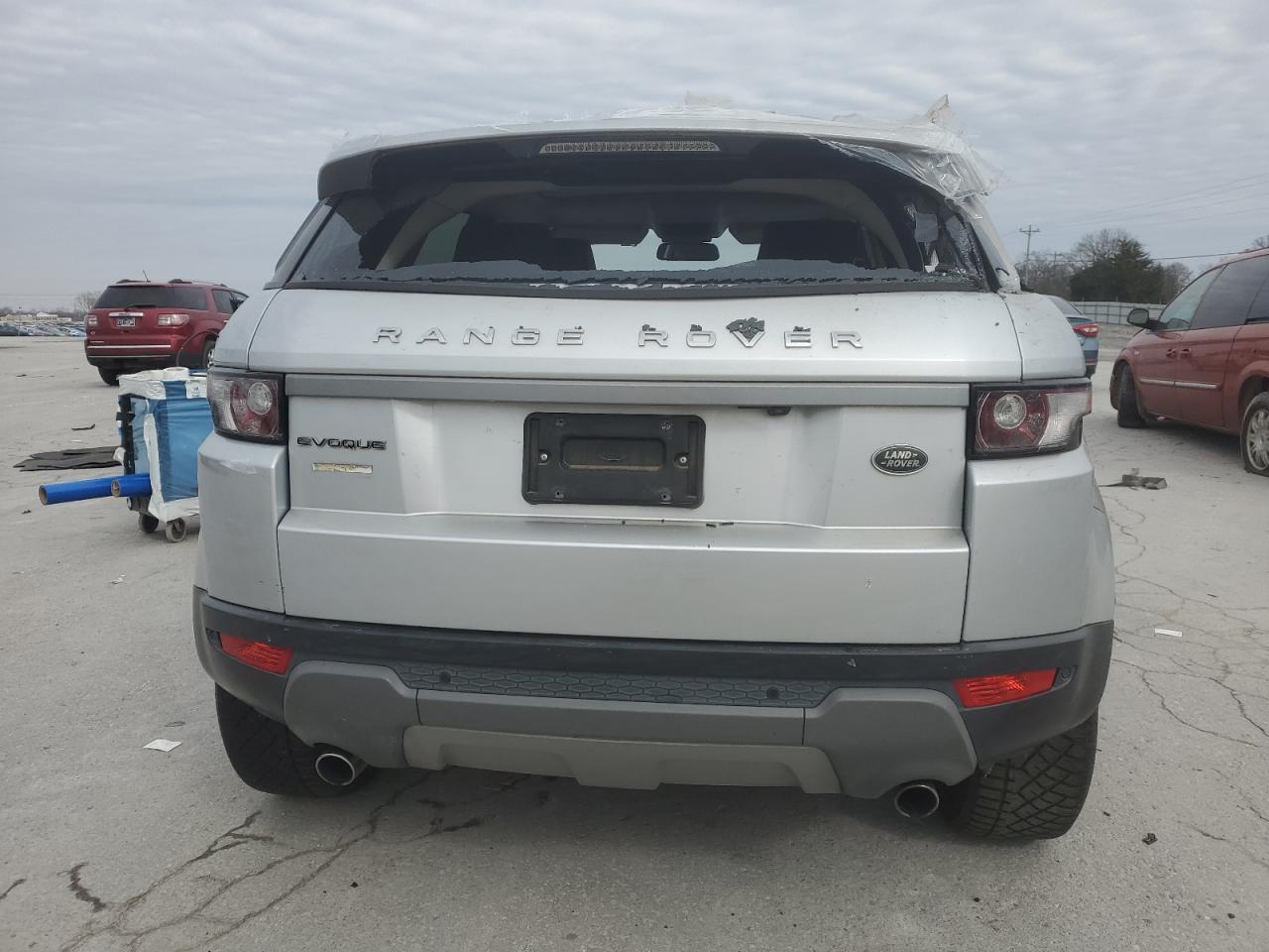 2015 Land Rover Range Rover - Image 6