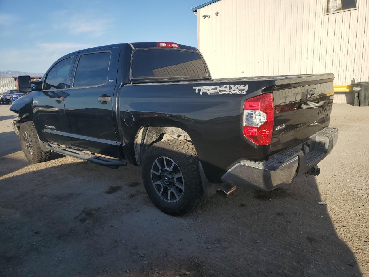 2014 Toyota Tundra - Image 2