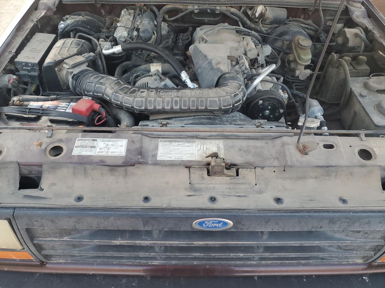 1994 Ford Explorer - Image 12