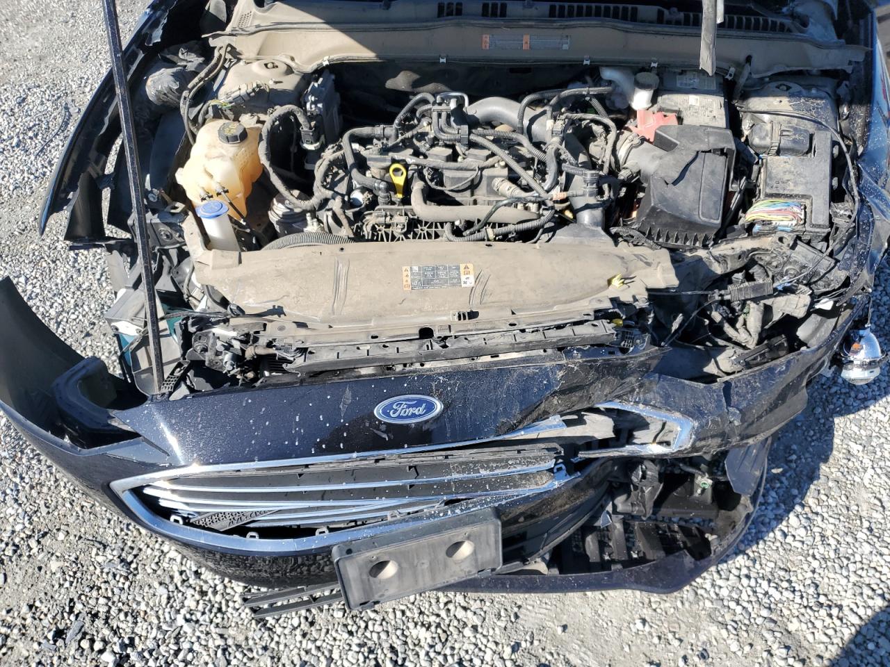 2019 Ford Fusion - Image 12