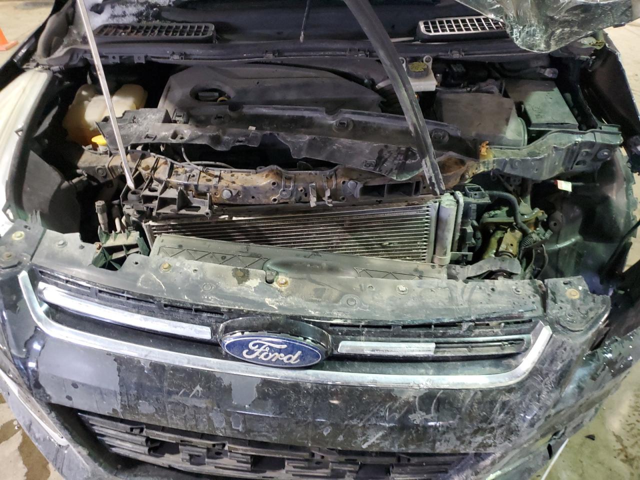 2015 Ford Escape - Image 12