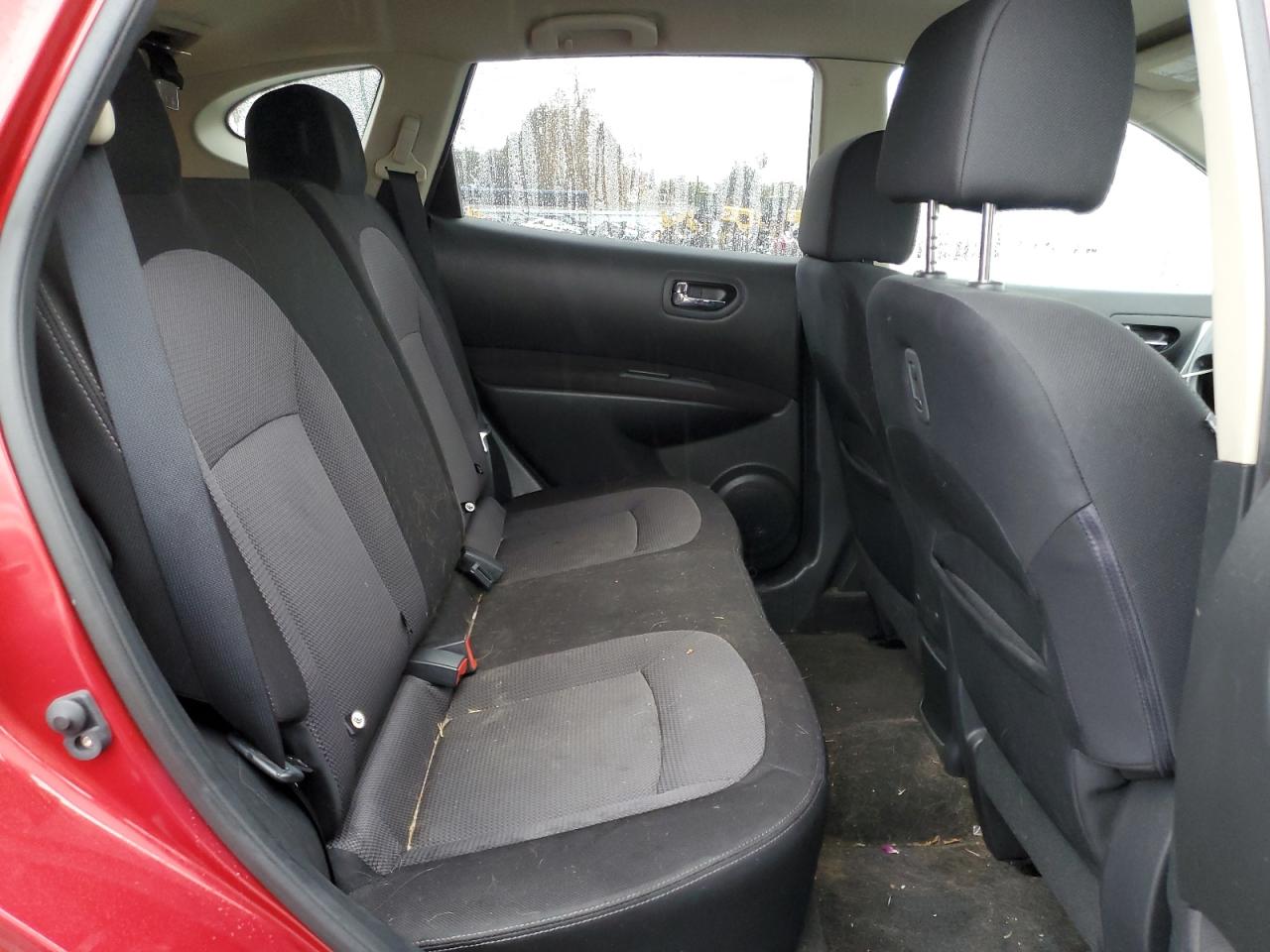 2012 Nissan Rogue - Image 11