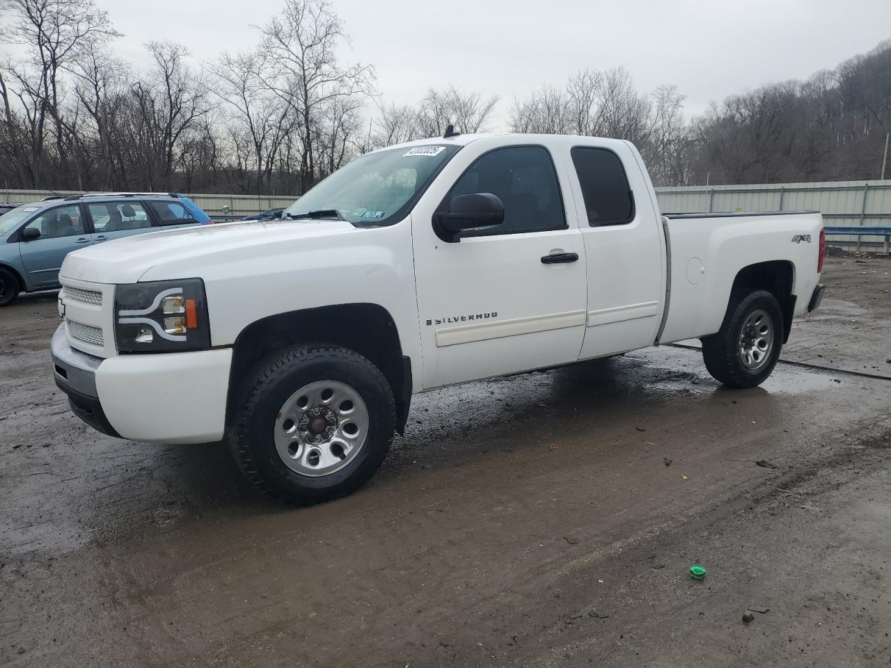 2011 Chevrolet Silverado - Image 1