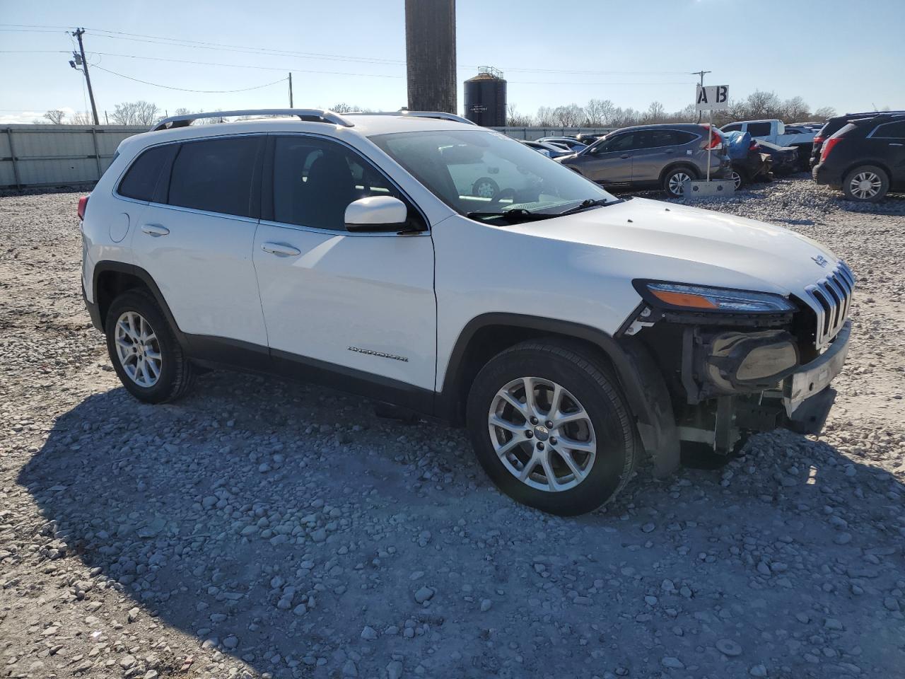 2017 Jeep Grand Cherokee - Image 4