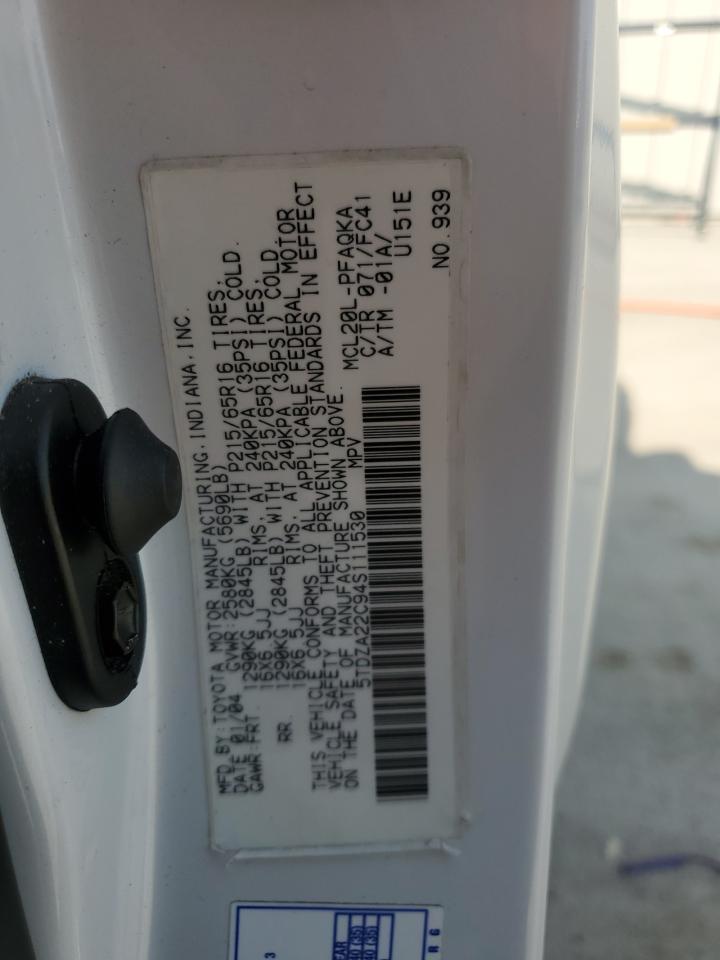 2004 Toyota Sienna - Image 15