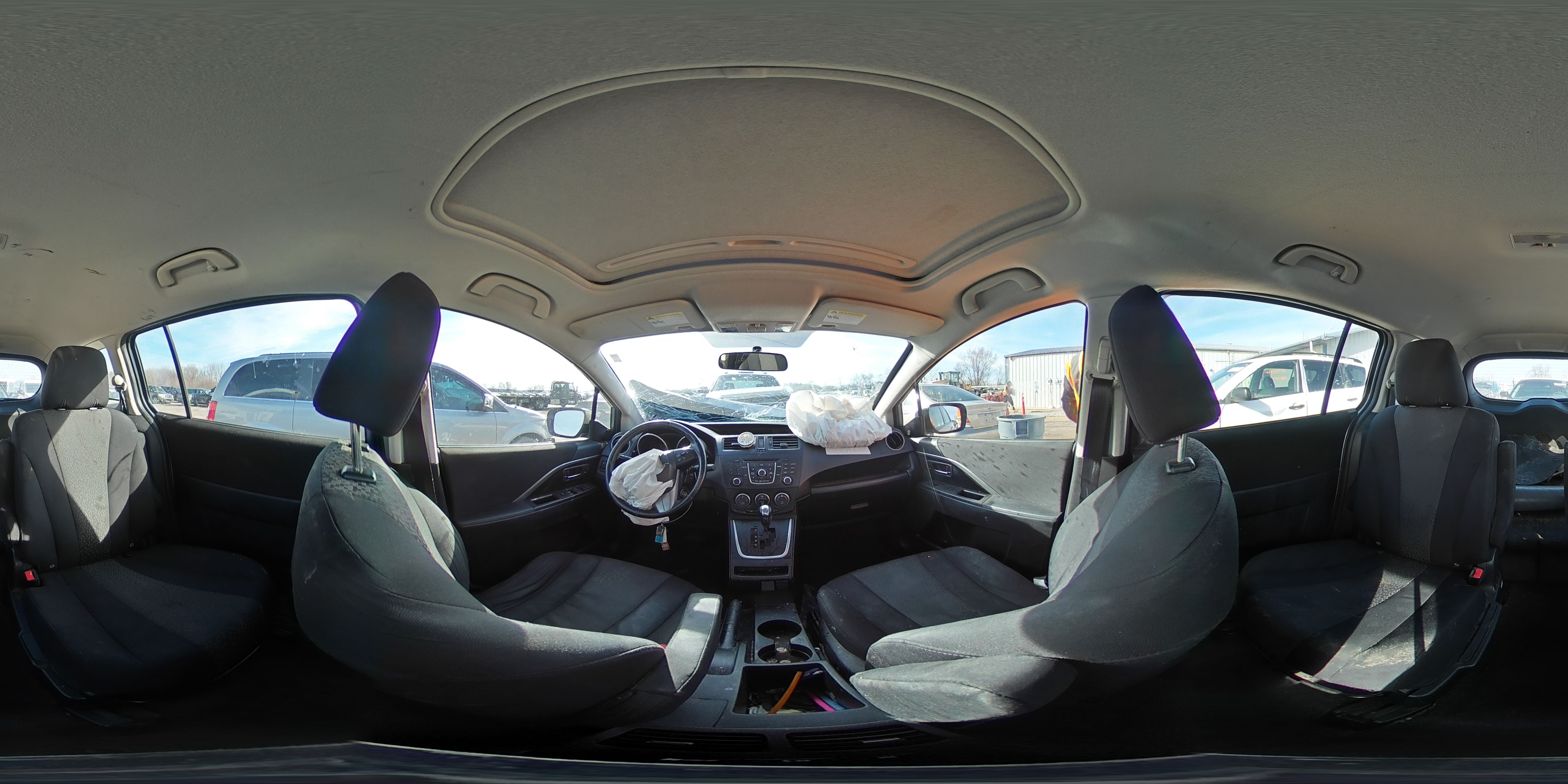 2012 Mazda 5 - Image 15