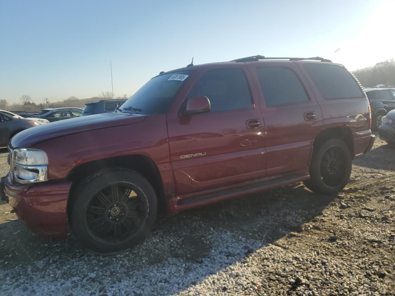 2004 GMC Yukon - Image 1