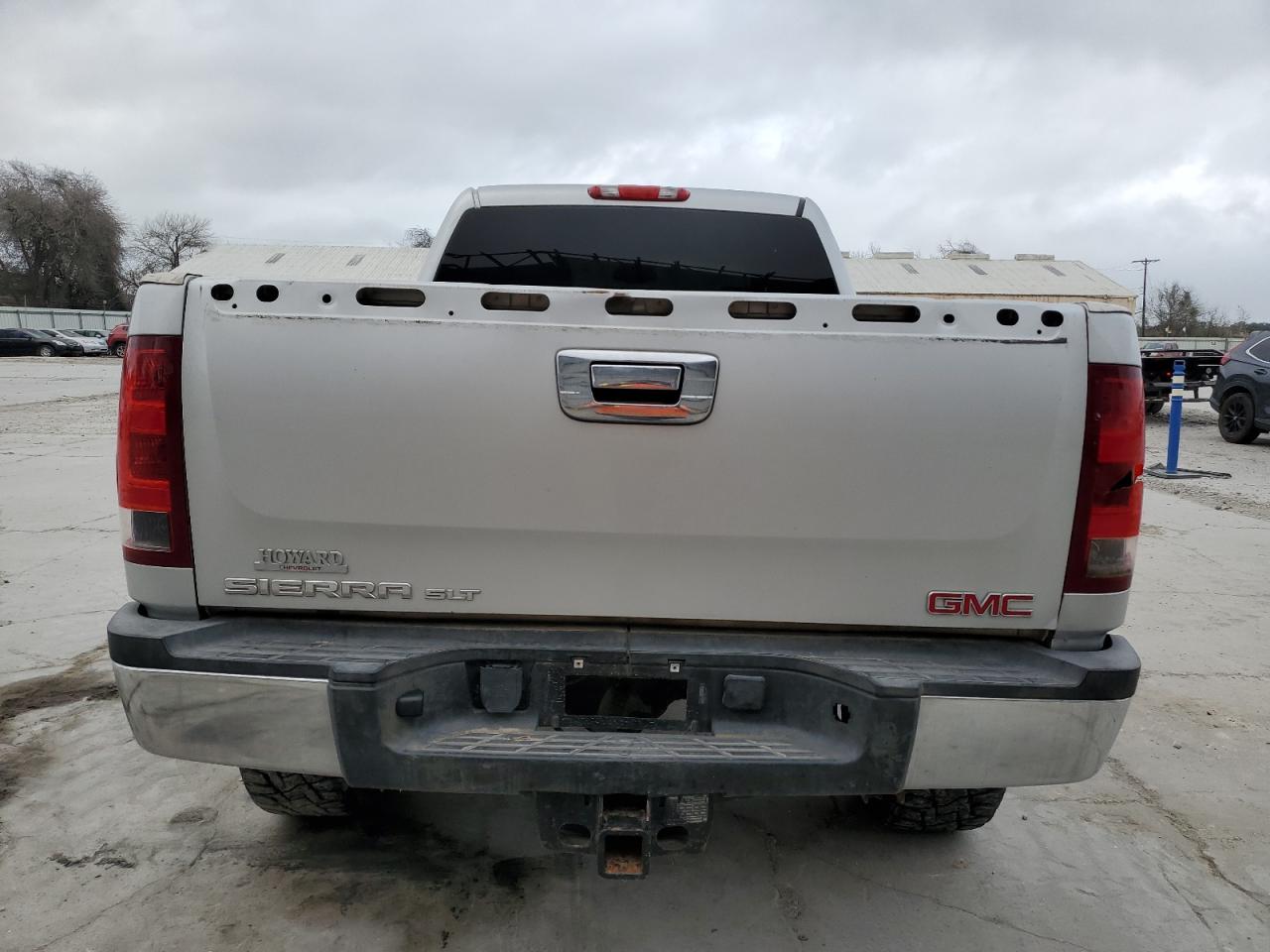 2011 GMC Sierra - Image 6