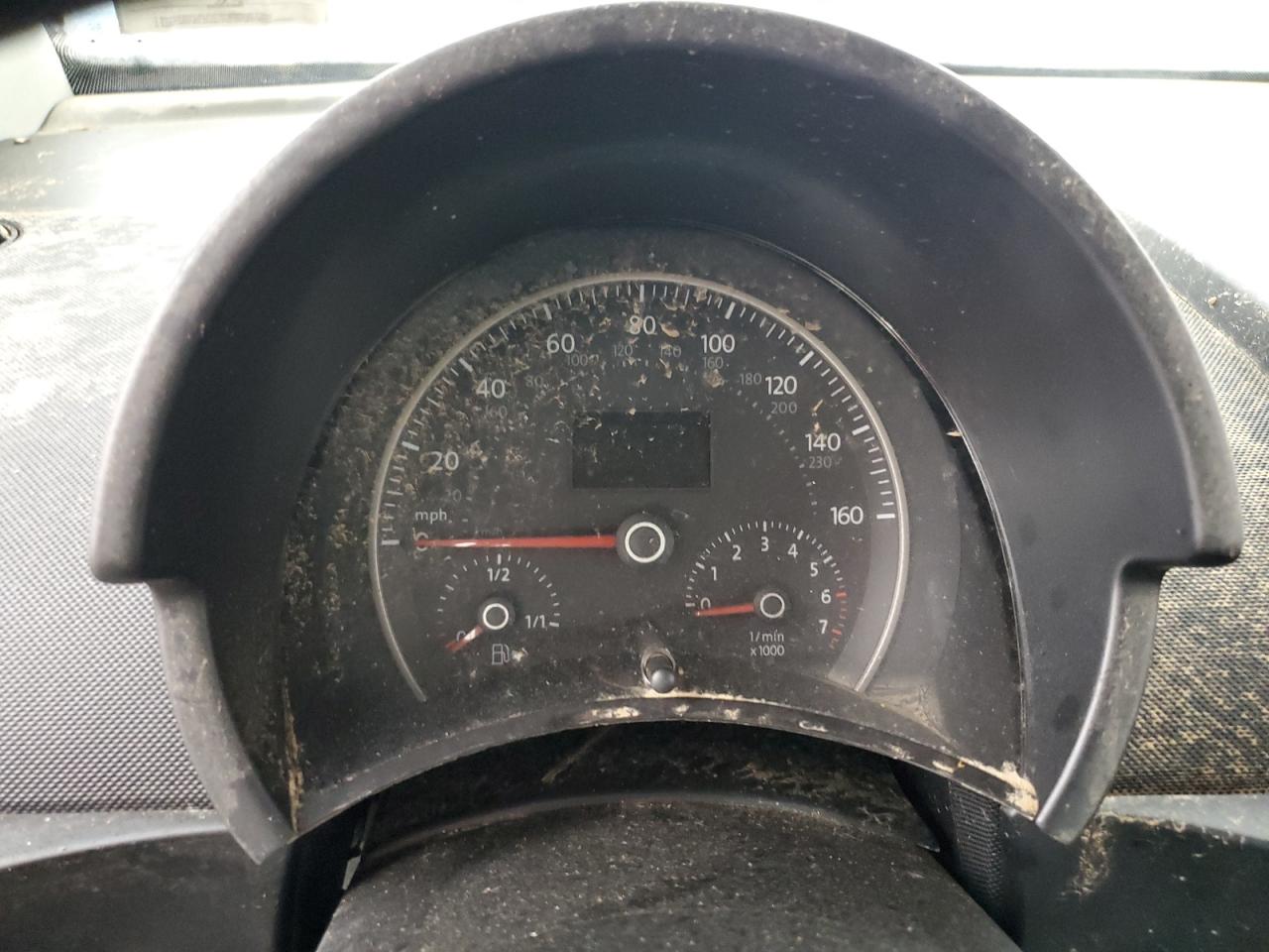 2008 Volkswagen Beetle - Image 9