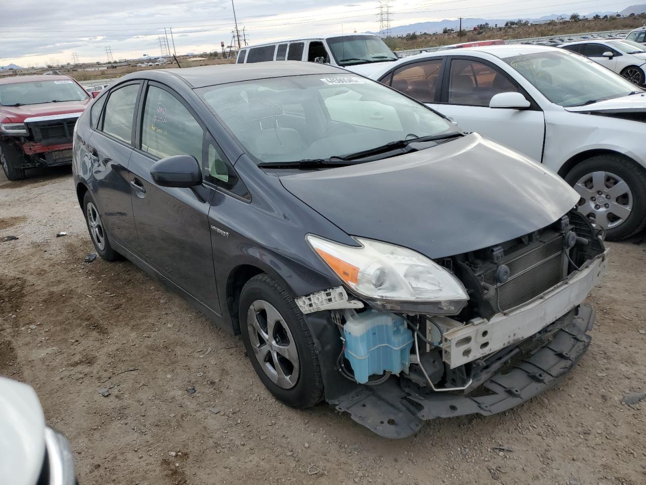 2013 Toyota Prius - Image 4