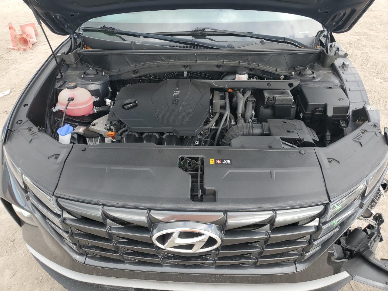 2022 Hyundai Tucson - Image 12