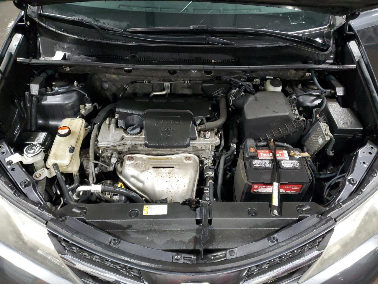 2015 Toyota RAV 4 - Image 12