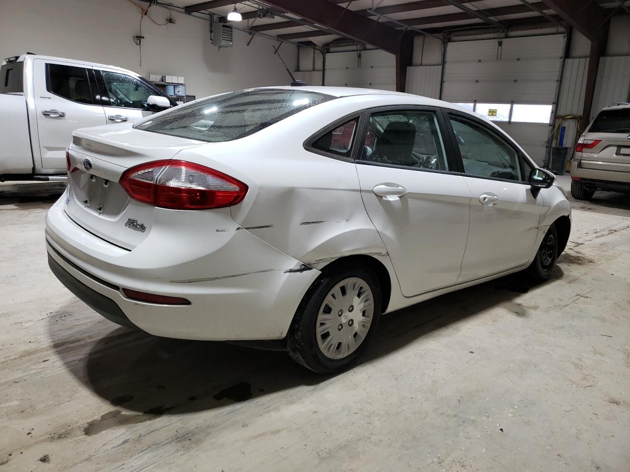 2015 Ford Fiesta - Image 3
