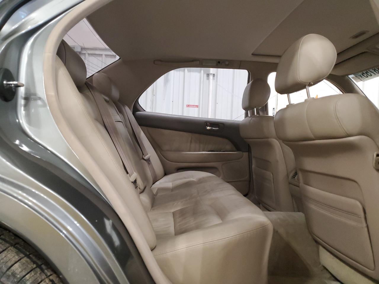 1996 Lexus LS - Image 10