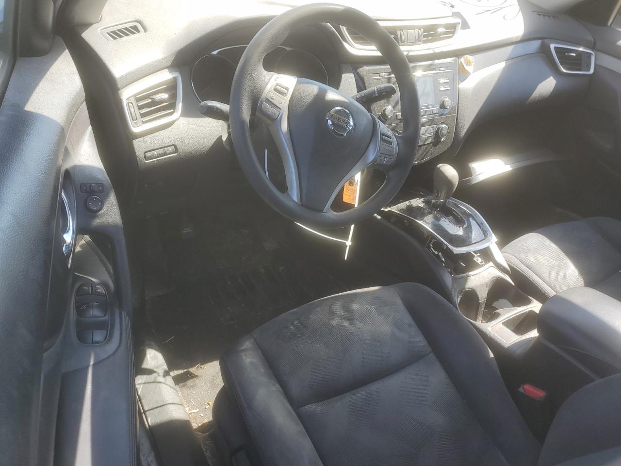 2016 Nissan Rogue - Image 8