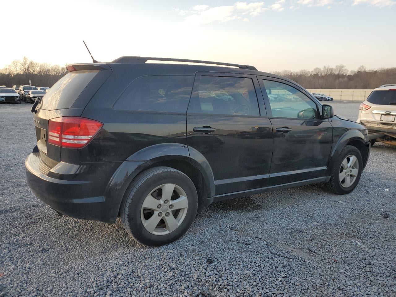 2016 Dodge Journey - Image 3