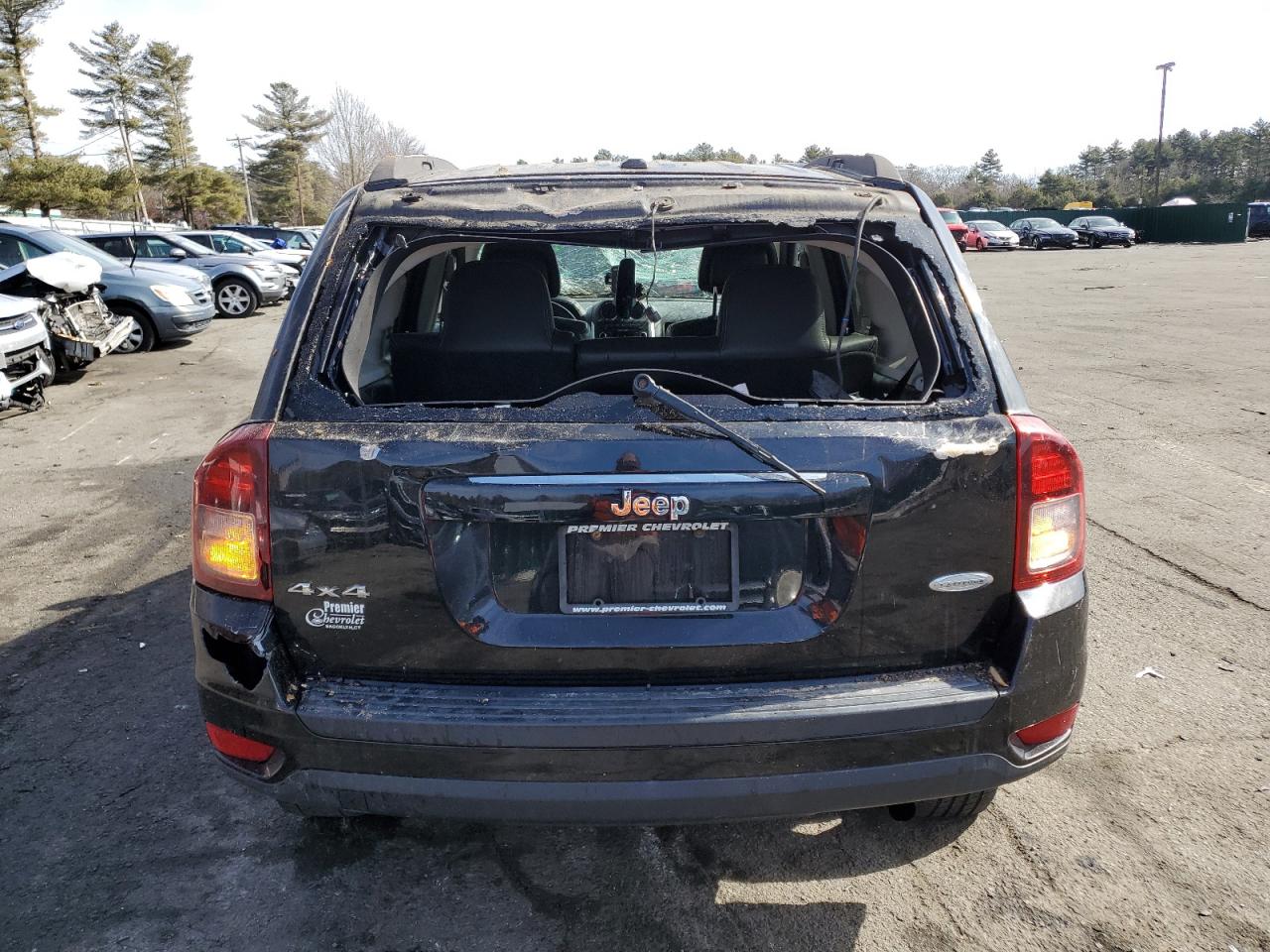 2015 Jeep Compass Latitude VIN: 1C4NJDEB8FD324898 Lot: 46521715