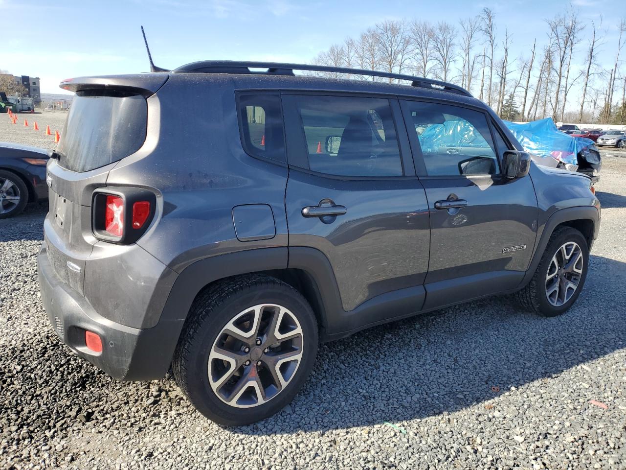 2018 Jeep Renegade - Image 3