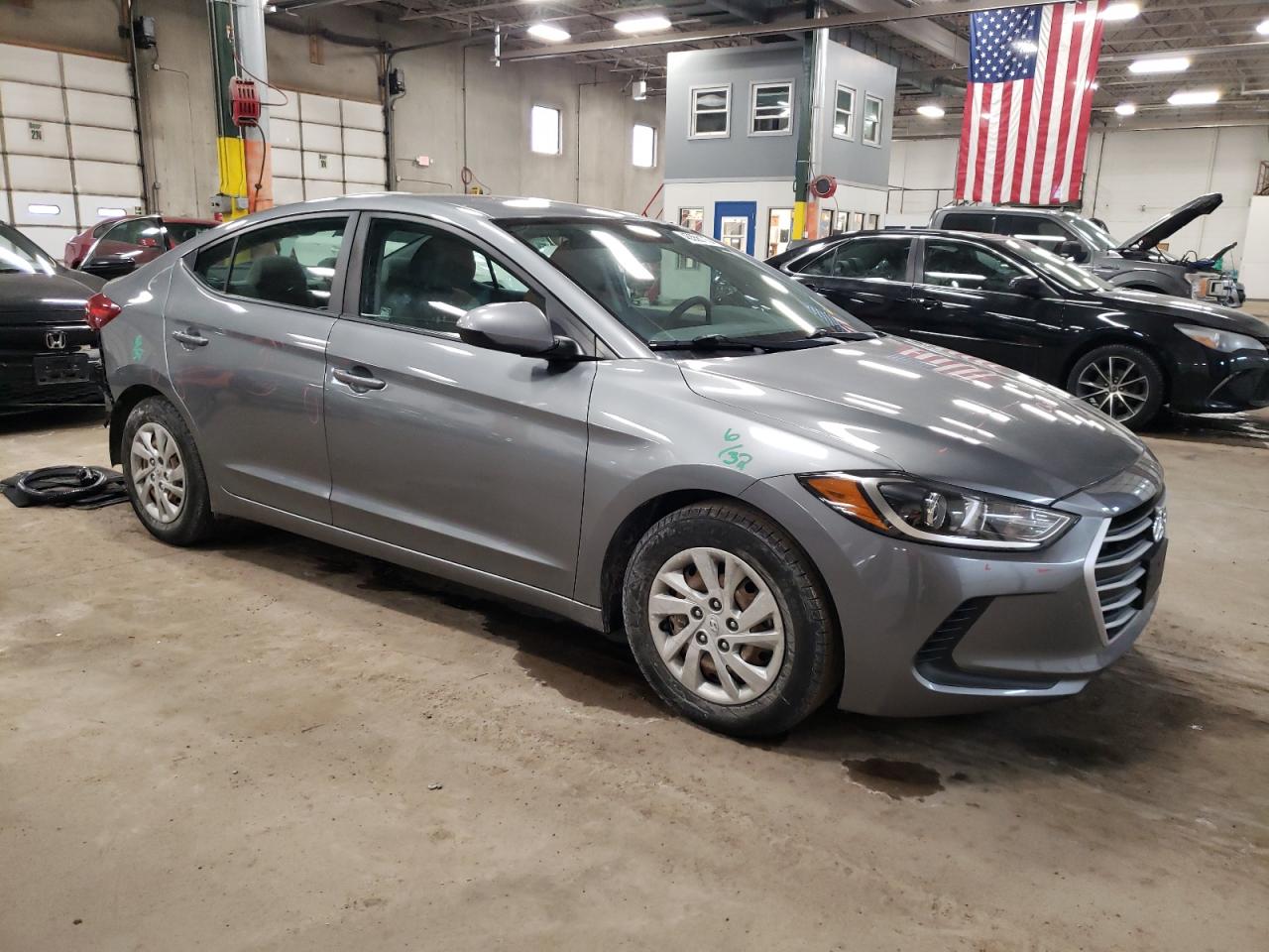 2018 Hyundai Elantra - Image 4