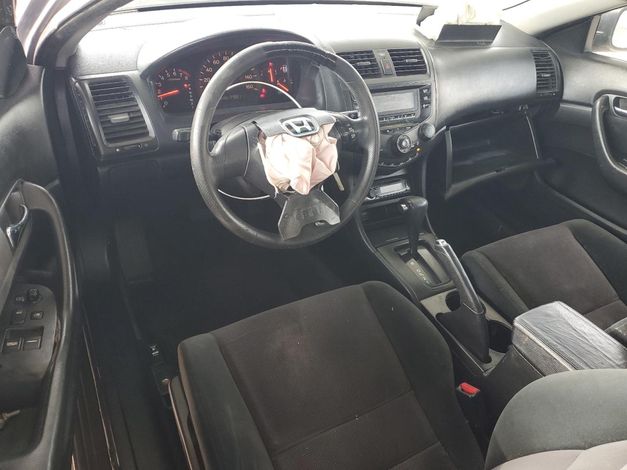 2005 Honda Accord - Image 8