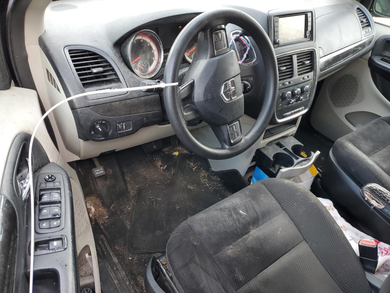 2018 Dodge Caravan - Image 8