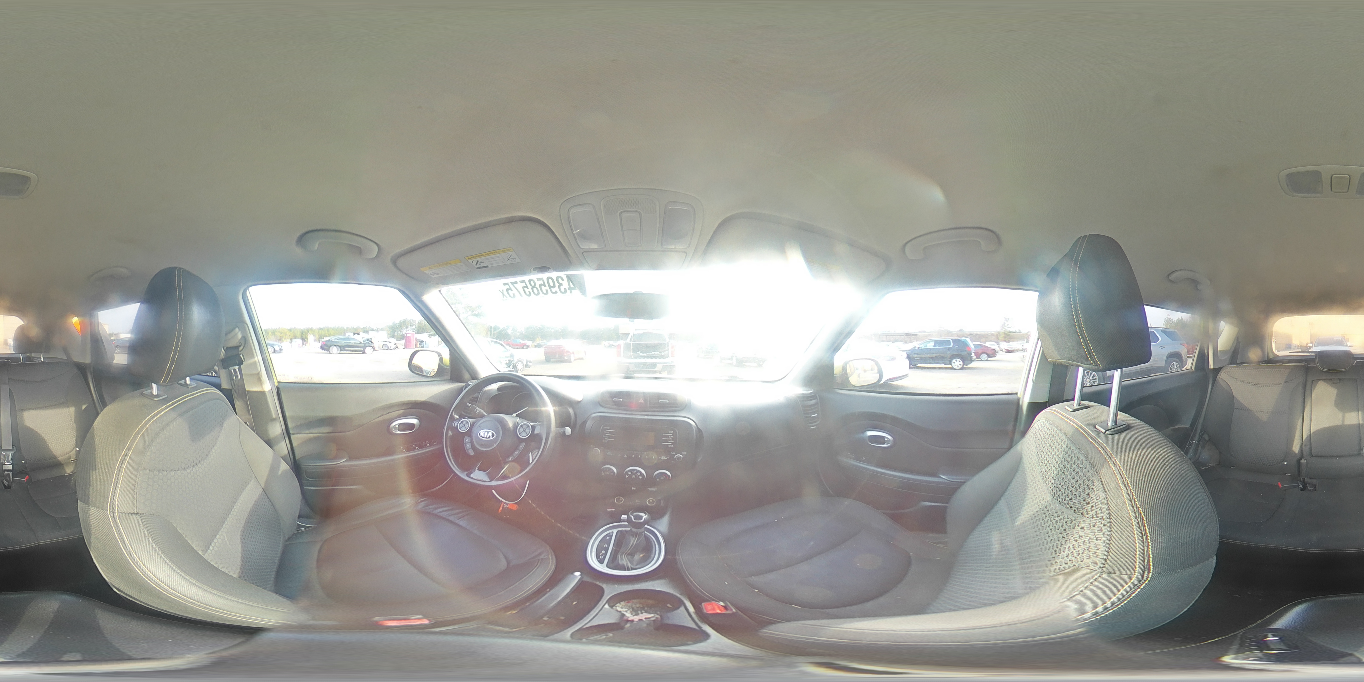 2015 Kia Soul - Image 13