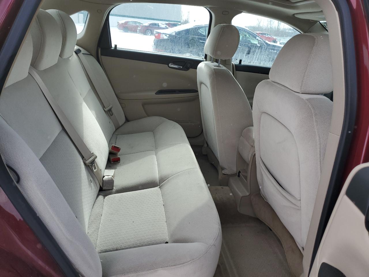 2011 Chevrolet Impala - Image 10