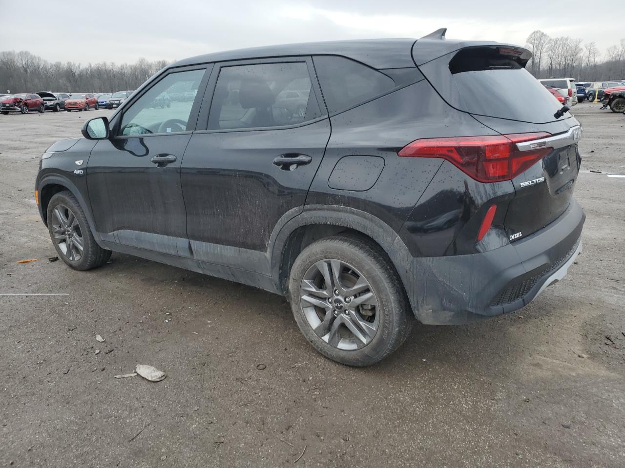 2023 Kia Seltos - Image 2