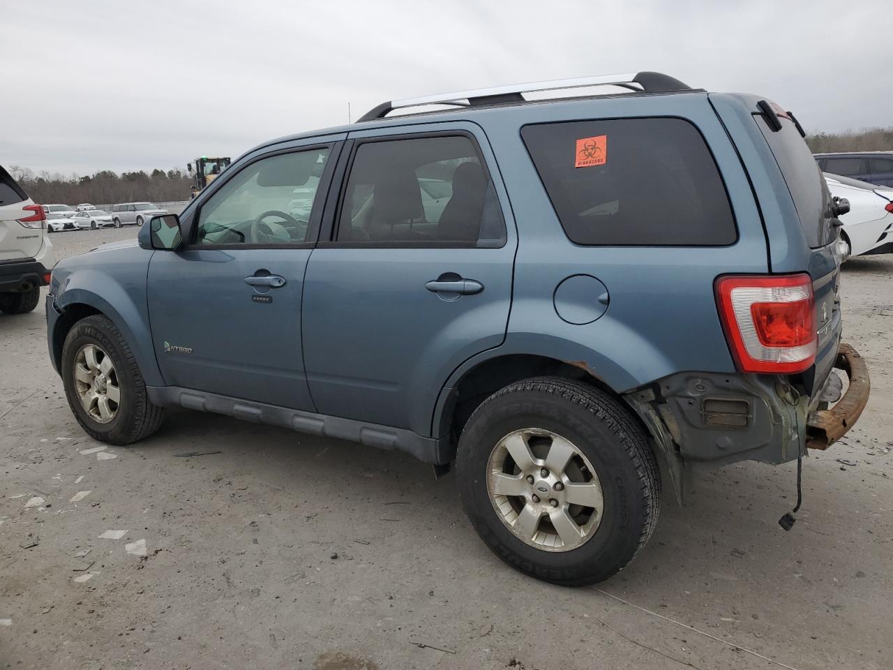 2011 Ford Escape - Image 2
