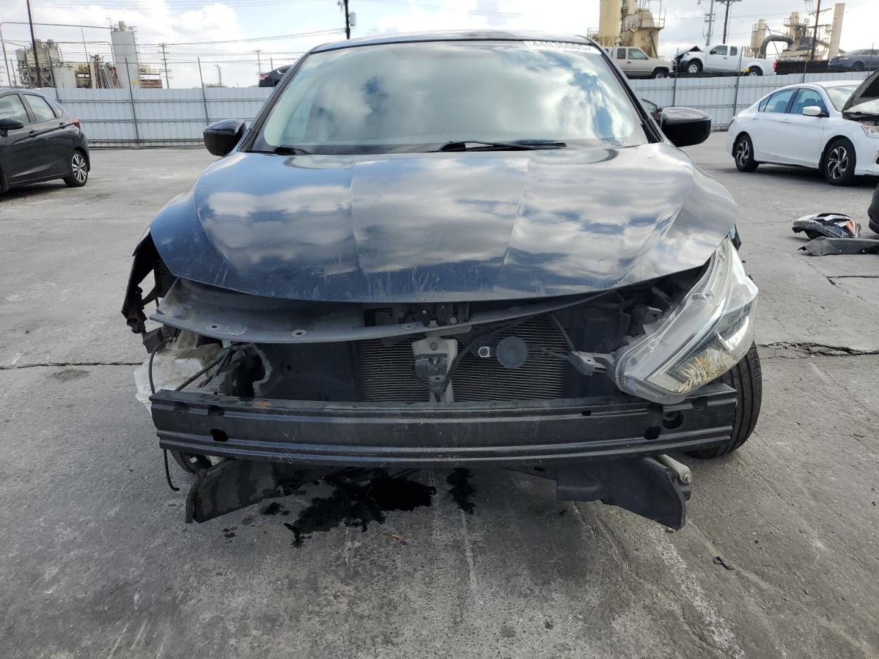 2017 Nissan Sentra - Image 5