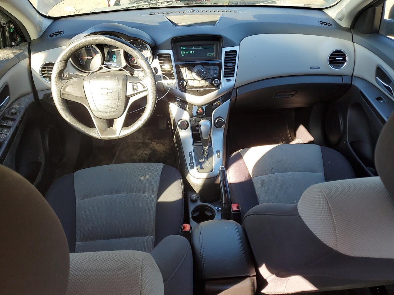 2012 Chevrolet Cruze - Image 8