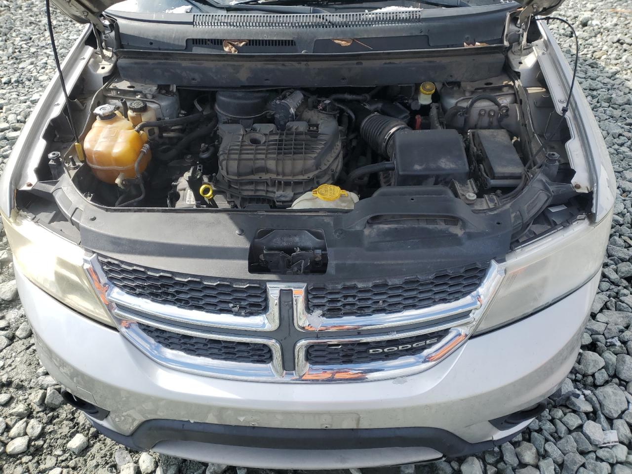 2011 Dodge Journey - Image 12