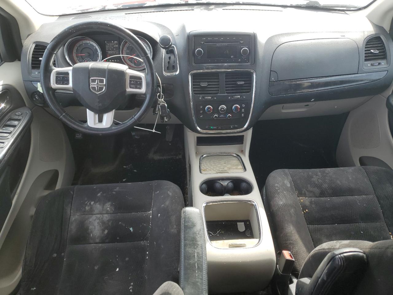 2014 Dodge Caravan - Image 8