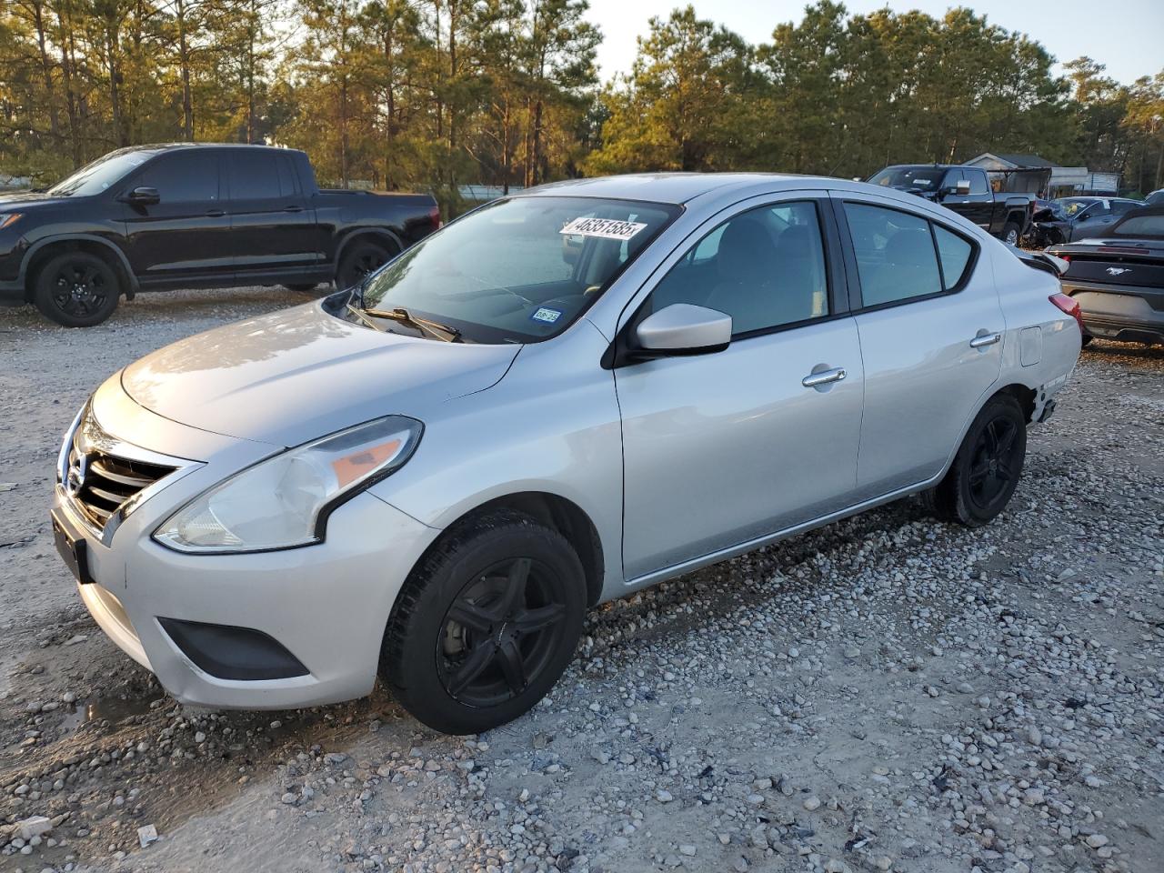 2015 Nissan Versa - Image 1