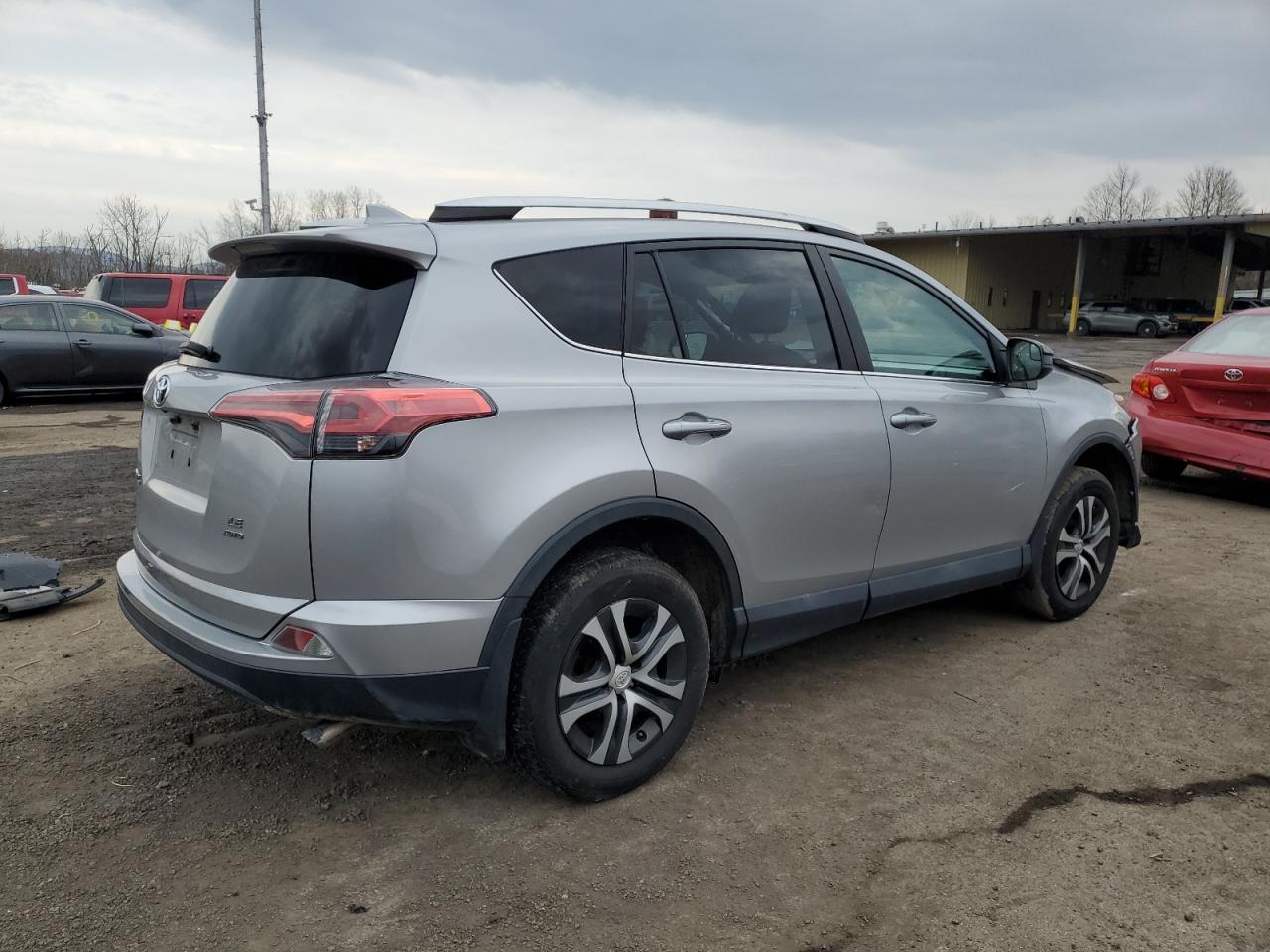 2016 Toyota RAV 4 - Image 3