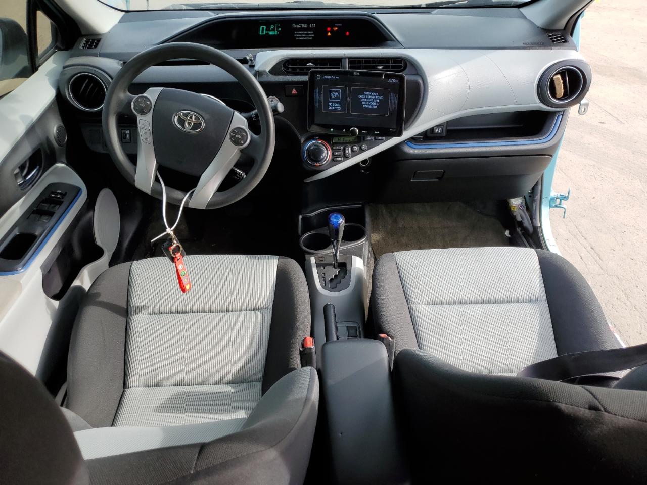 2012 Toyota Prius - Image 8