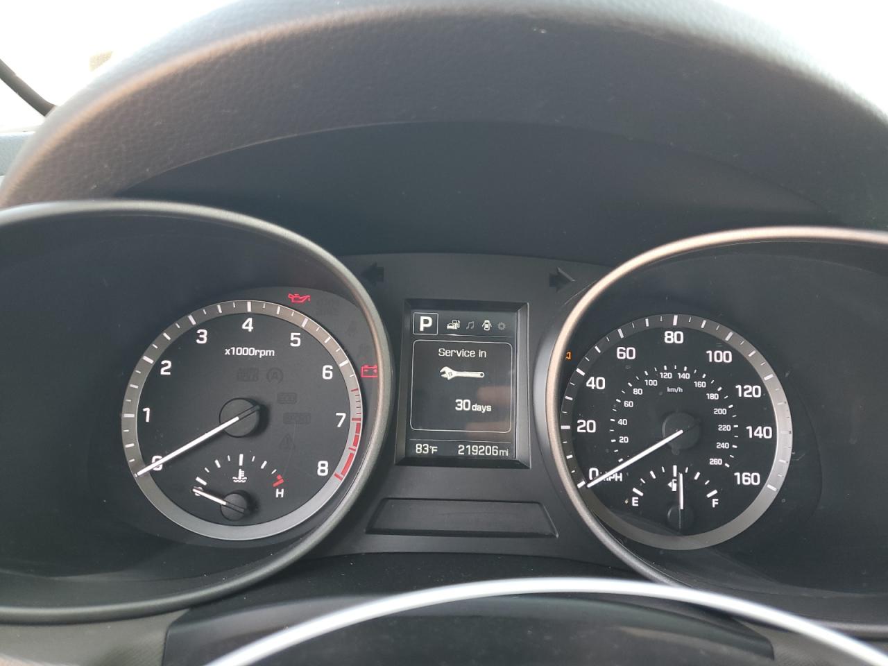 2017 Hyundai Santa Fe - Image 9