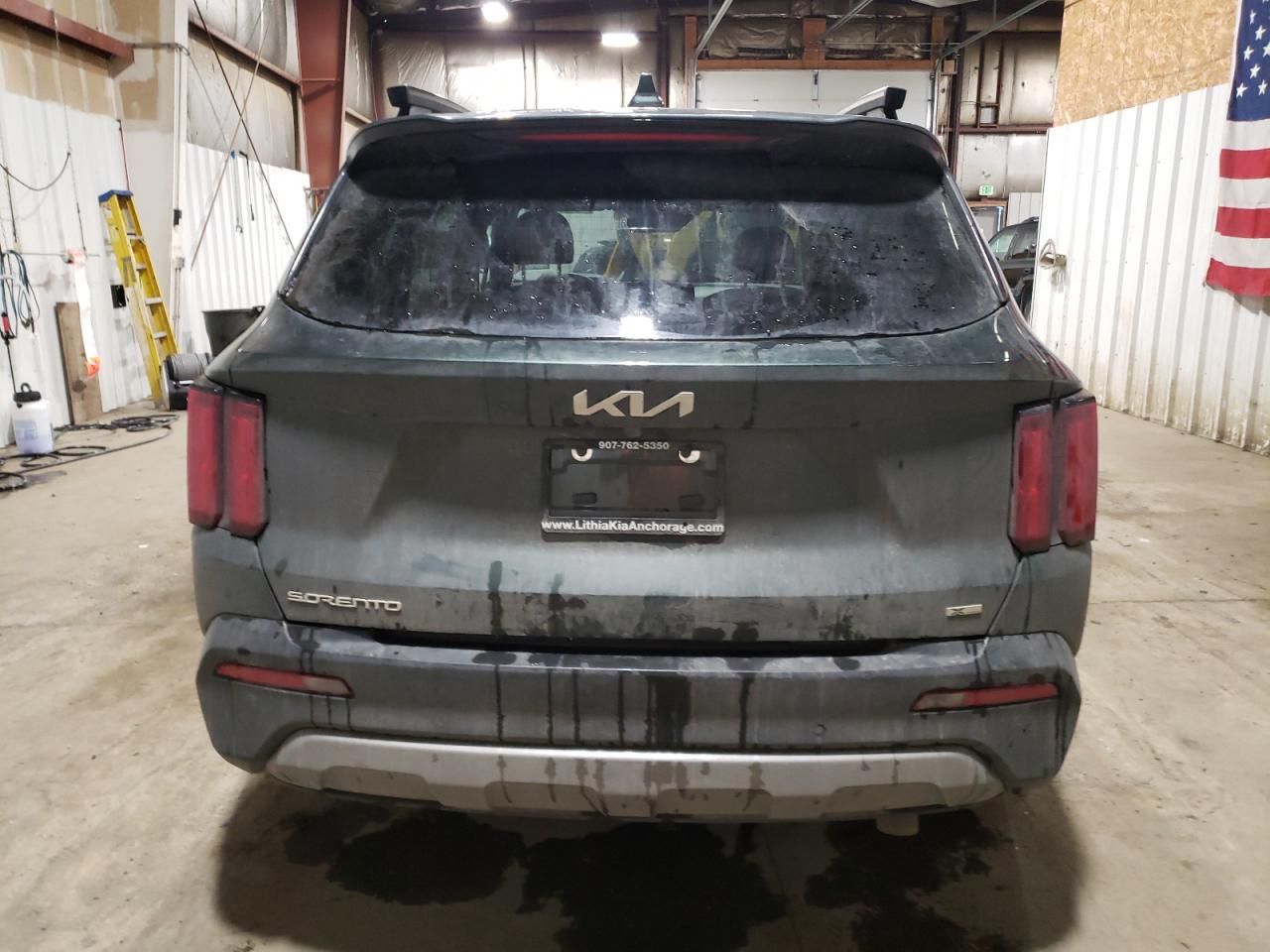 2023 Kia Sorento - Image 6